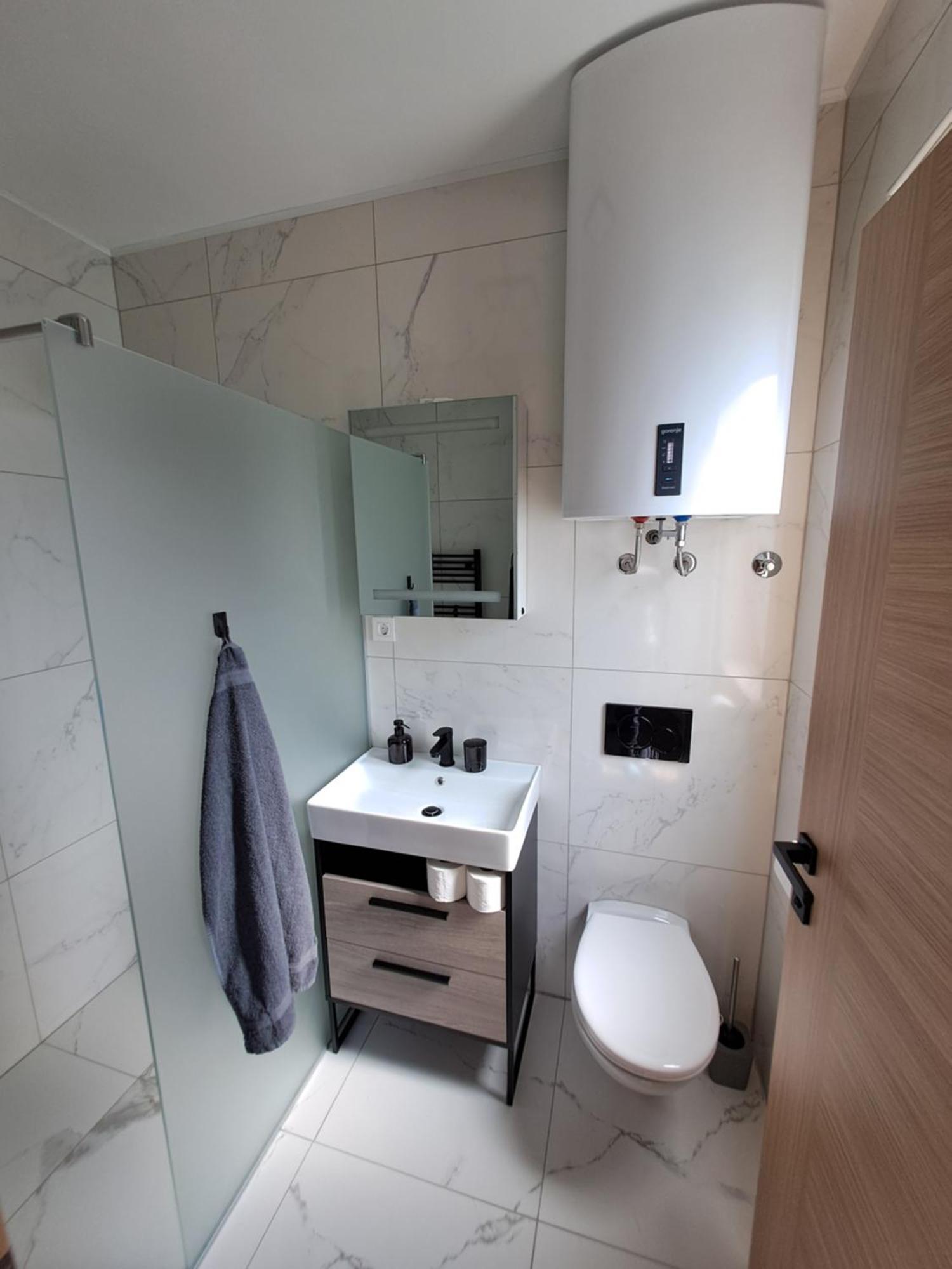 Bella Apartment Zirovnica Exterior foto